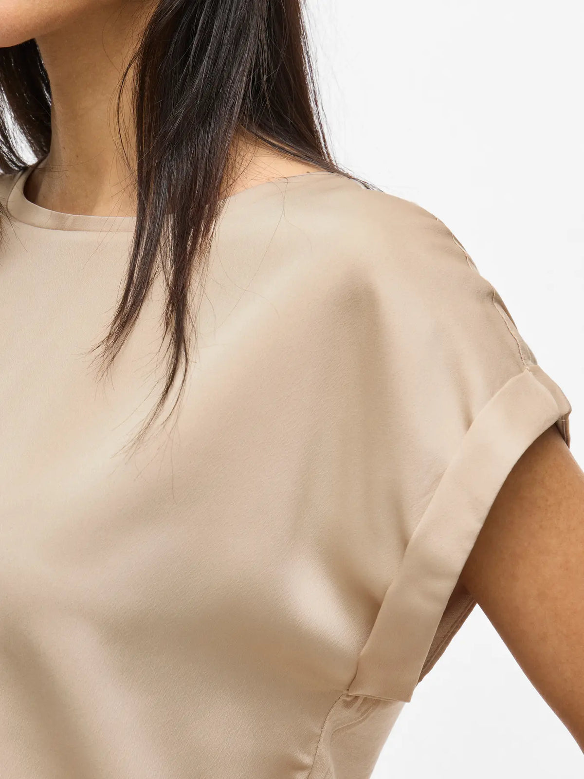 VIELLETTE S/S SATIN TOP CEMENT