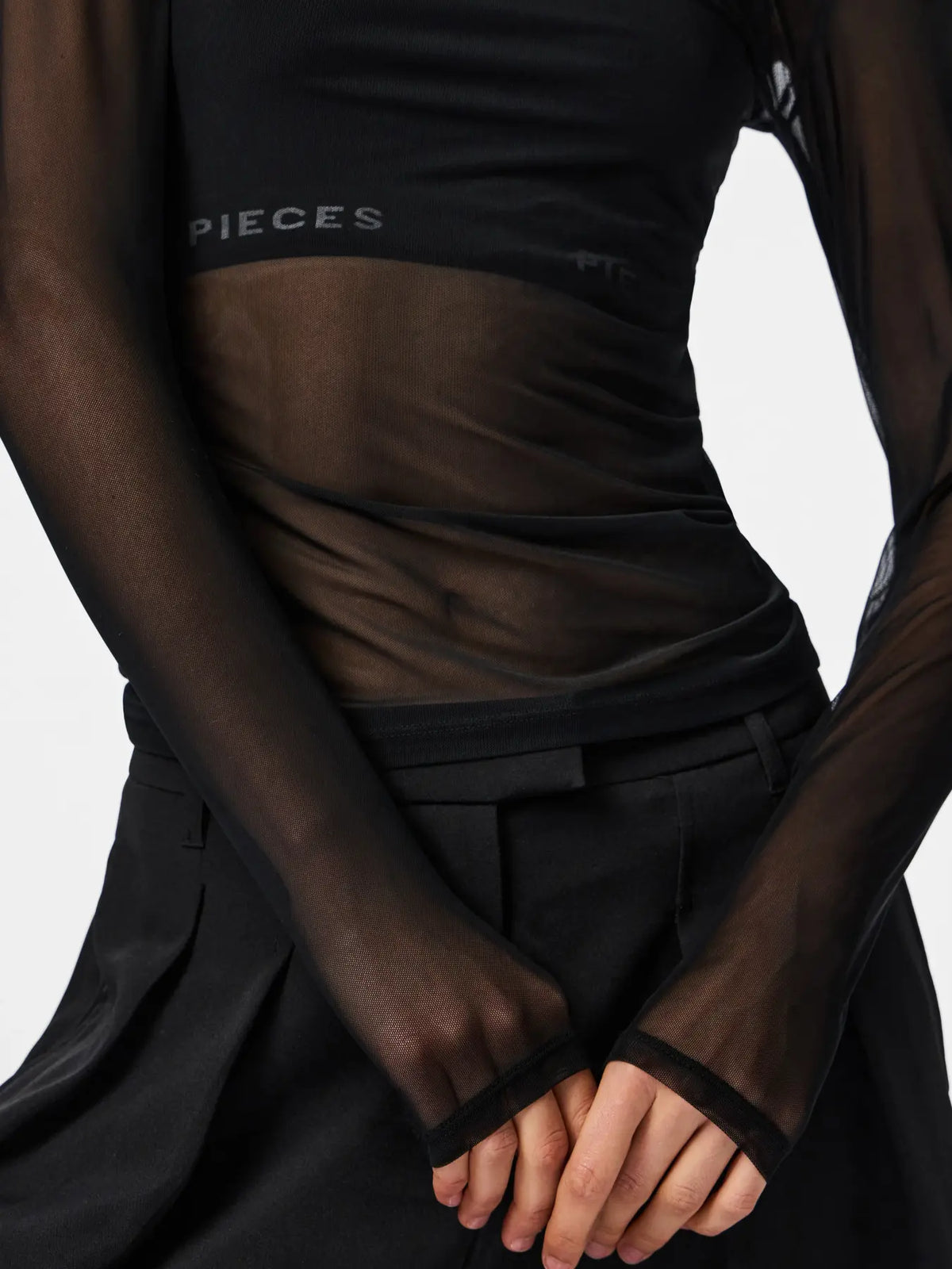 PCNINNI LS MESH TOP BLACK