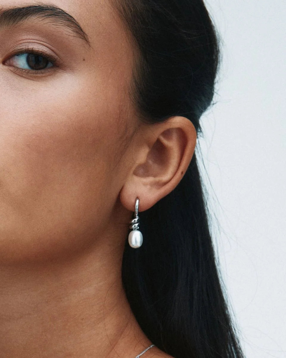 Swivel Earrings Pearl S