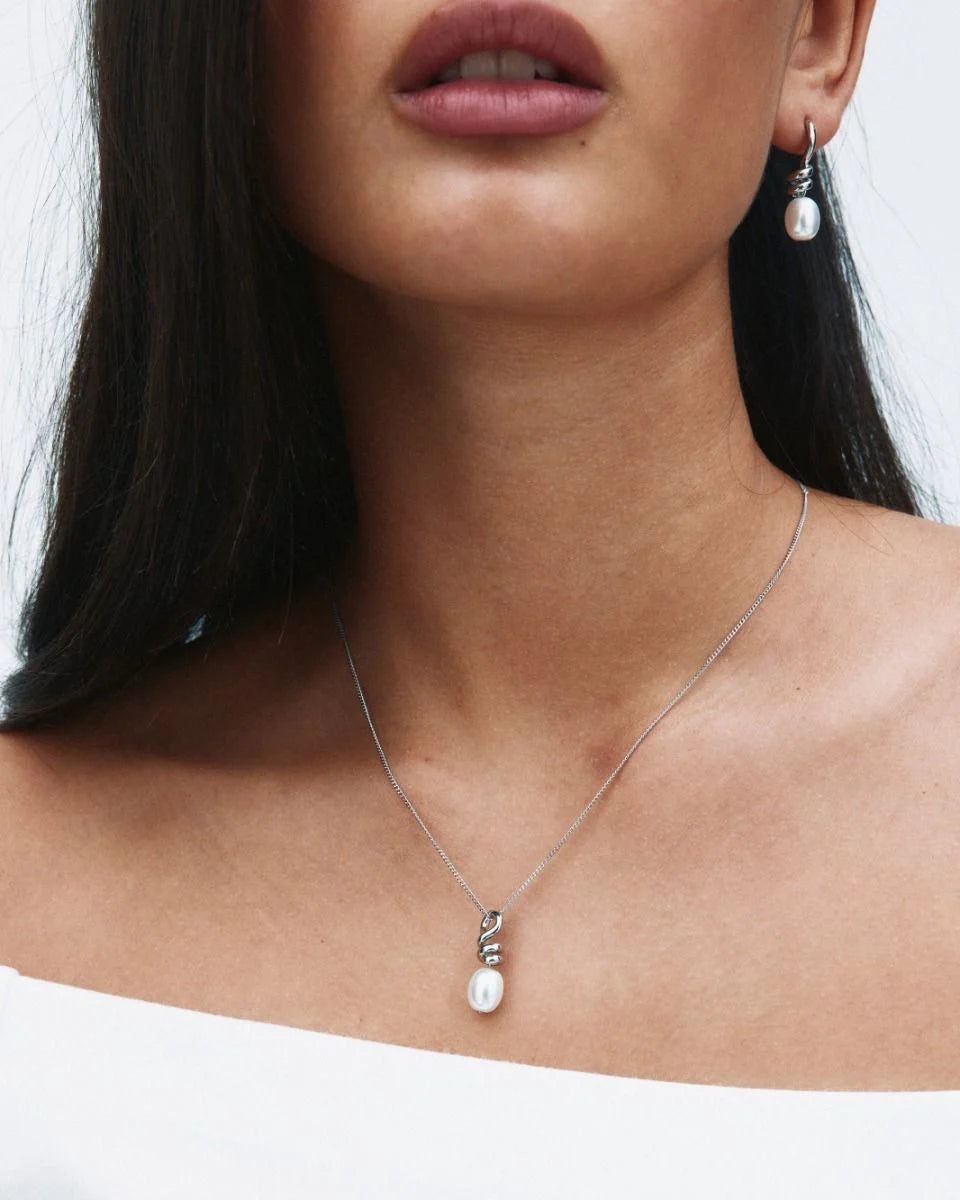 Swivel Necklace Pearl S