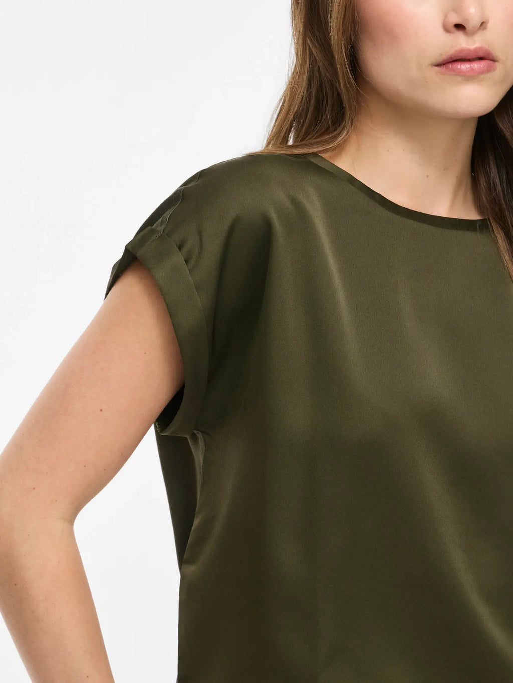 VIELLETTE S/S SATIN TOP- FOREST NIGHT