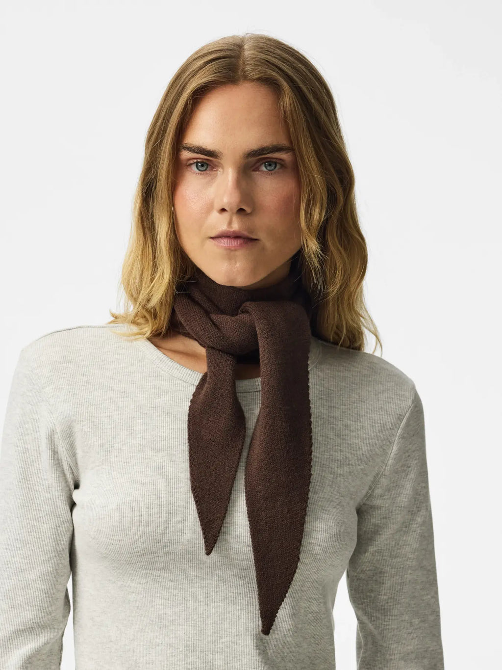PCKOMMA TRIANGLE SCARF