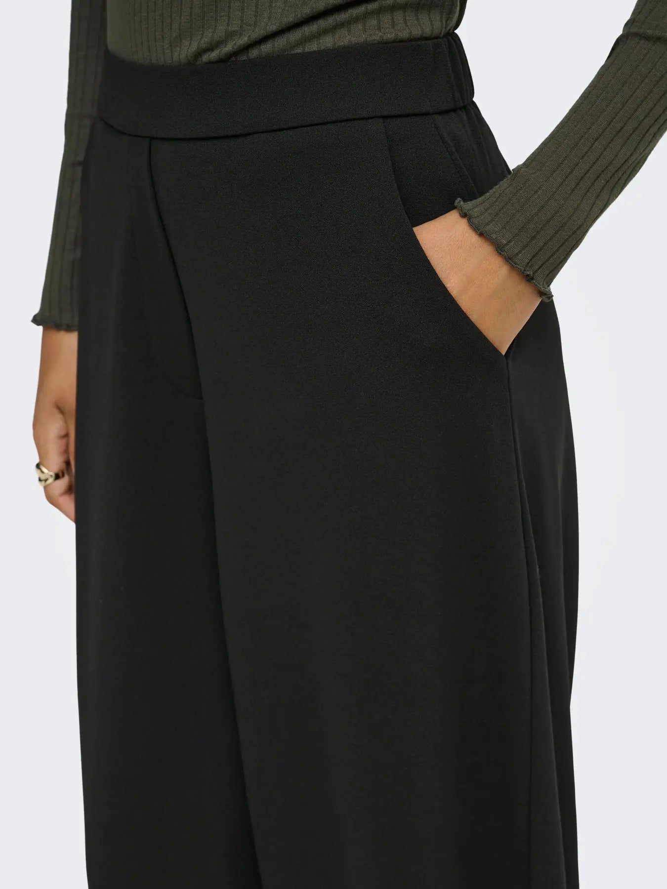 JDYGEGGO BARREL PANT BLACK
