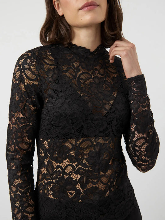 YASLACEY LS LACE TOP BLACK
