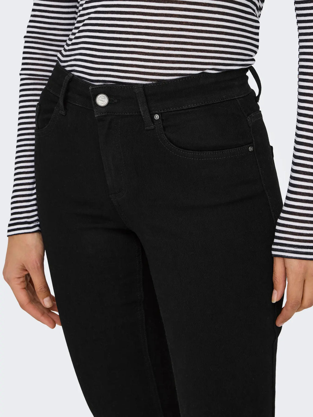ONLBLUSH MID FLARED JEANS BLACK