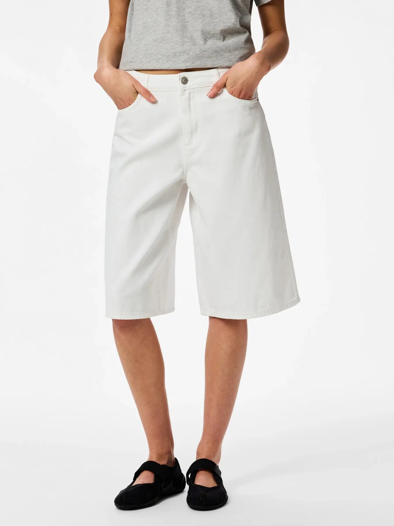 PCSKY MW DENIM JORTS WHITE