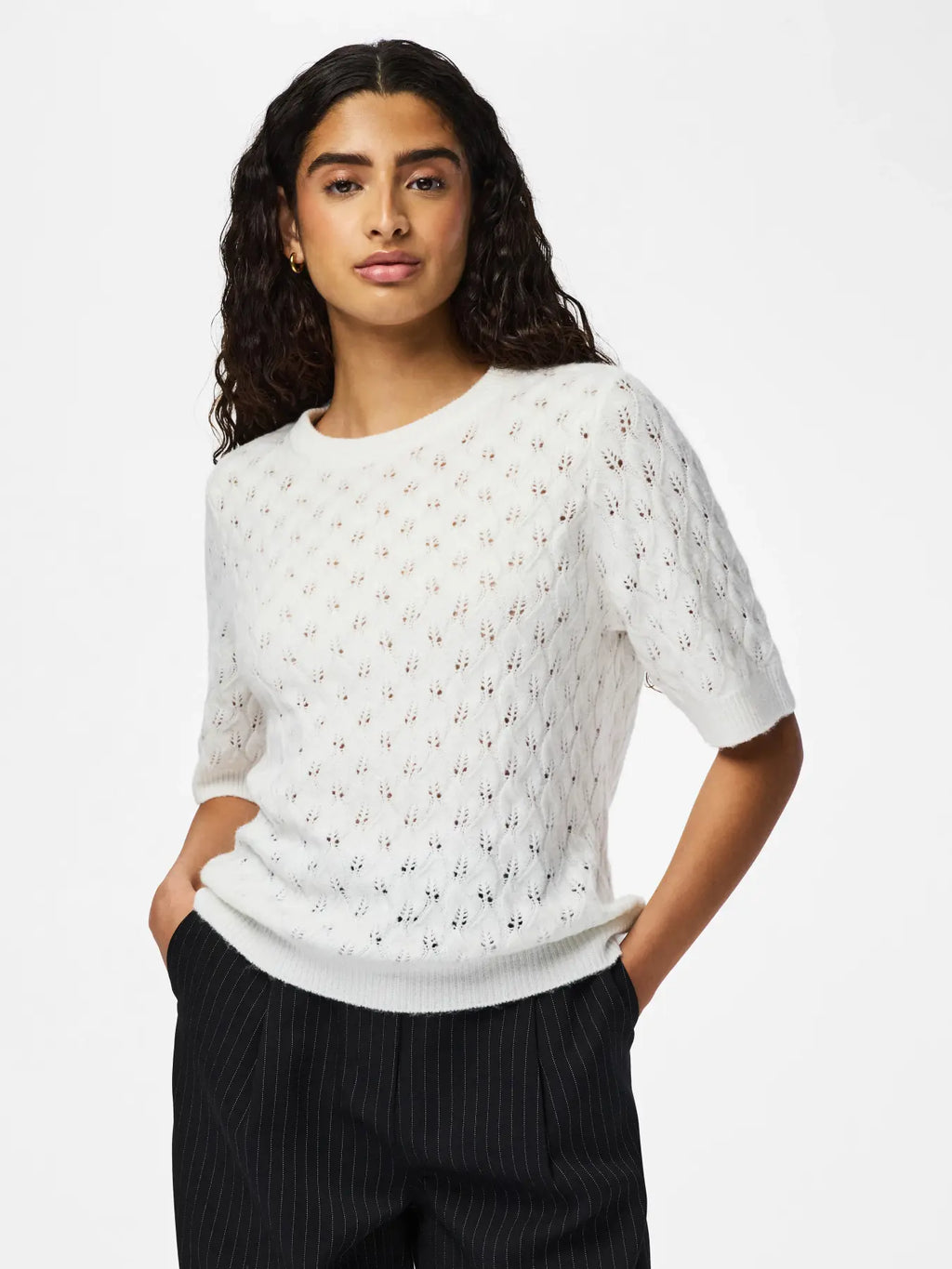 PCLELOU SS O-NECK KNIT - VIT