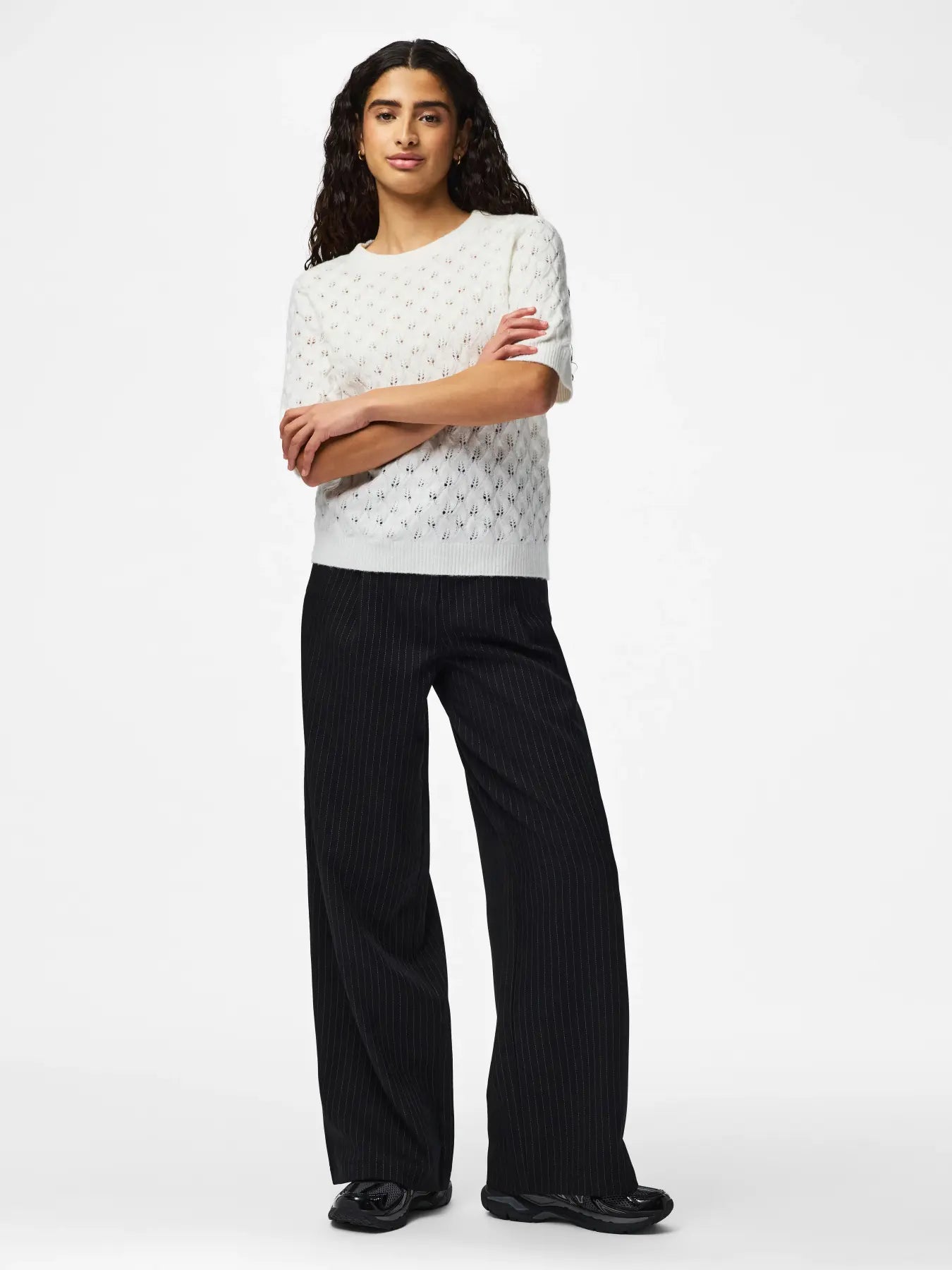 PCLELOU SS O-NECK KNIT - VIT